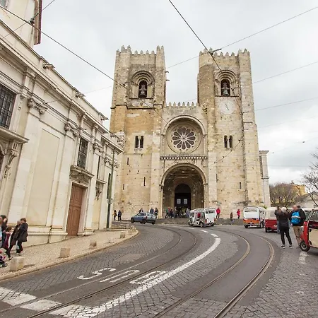 Alfama Tailor Made Blue House With A View #1 * Lissabon